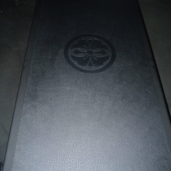 Evisu Men's Year of the Rat Carrot Fit Jeans - Picture 9 of 12